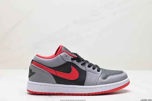 公司级nike Air Jordan 1 Low Se Aj1乔1低帮休闲板鞋 同步官方配色 官方货号:Dc0774-001 尺码:36 36.5 37.5 3