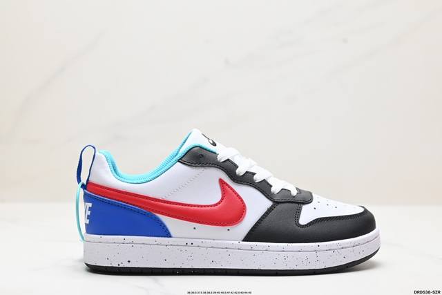 真标耐克 Nike Court Borough Low 2低帮百搭透气休闲运动板鞋，经典耐用的设计，兼顾舒适脚感和出众风范，演绎匠心之作。结构性的支撑贴合感结合