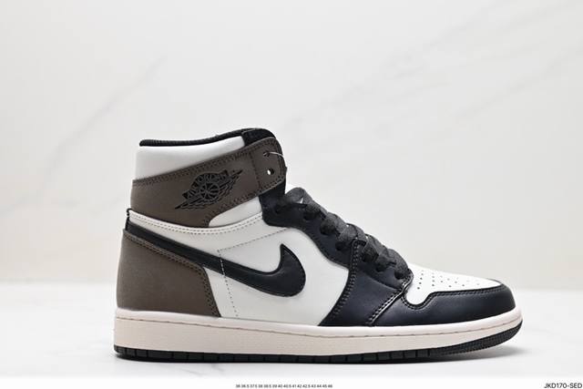 公司级nike Air Jordan 1 Retro High Aj1乔丹一代高帮经典复古文化休闲运动篮球鞋 货号:Cd4487 100 尺码:36 36.5