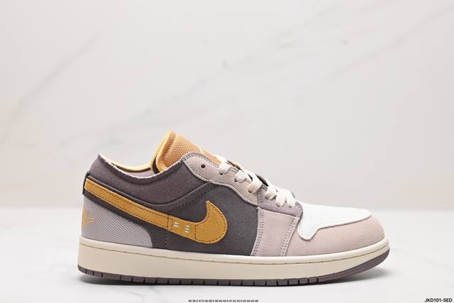 公司级nike Air Jordan 1 Low aj1乔1低帮休闲板鞋 同步官方配色 头层皮打造 正确满胶鞋垫 四线拉帮 原厂织唛标 鞋舌高弹海绵填充 官方货