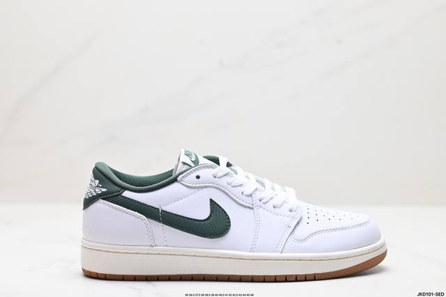 公司级nike Air Jordan 1 Low aj1乔1低帮休闲板鞋 同步官方配色 头层皮打造 正确满胶鞋垫 四线拉帮 原厂织唛标 鞋舌高弹海绵填充 官方货