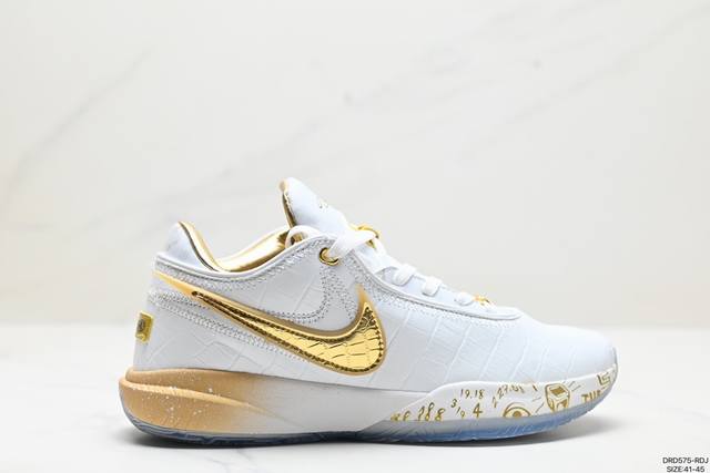 真标nike Lebron Xx Ep勒布朗詹姆斯全新签名鞋男士篮球鞋 这款鞋子延续了低帮设计风格会有多款不同材质鞋面版本呈现 六段鞋带孔增加了两段动态绑缚设计