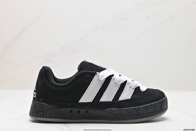 公司级adidas Adimatic Low 马蒂奇系列低帮 复古鲨鱼面包鞋运动休闲滑板板鞋 整个鞋面由色彩艳丽的麂皮制成 搭配品牌标志性大尺寸三条纹 Logo