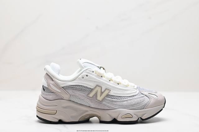 公司级新百伦new Balance 1000 系列低帮复古老爹风休闲运动跑步鞋 new Balance 在不同配色上其鞋面材质呈现不同感觉，无论是运动风抑或是高