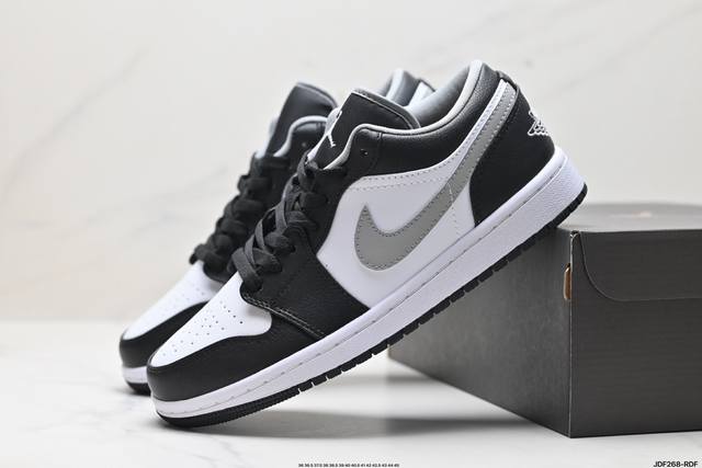 真标nike Air Jordan 1 Low aj1乔1低帮休闲板鞋 同步官方配色 头层皮打造 正确满胶鞋垫 四线拉帮 原厂织唛标 鞋舌高弹海绵填充 官方货号