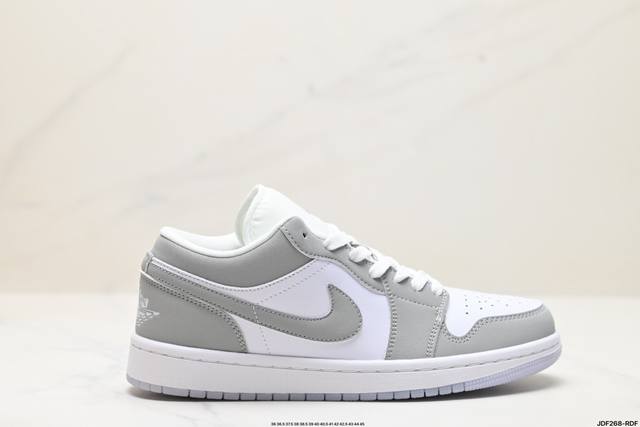 真标nike Air Jordan 1 Low aj1乔1低帮休闲板鞋 同步官方配色 头层皮打造 正确满胶鞋垫 四线拉帮 原厂织唛标 鞋舌高弹海绵填充 官方货号