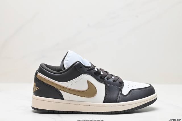 真标nike Air Jordan 1 Low aj1乔1低帮休闲板鞋 同步官方配色 头层皮打造 正确满胶鞋垫 四线拉帮 原厂织唛标 鞋舌高弹海绵填充 官方货号