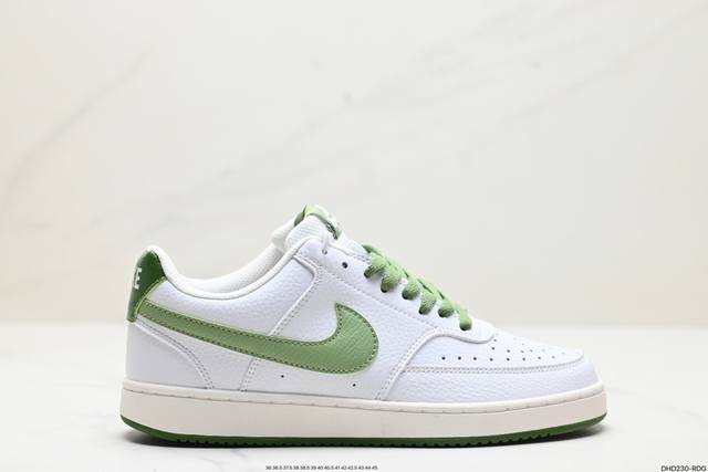 真标nike Court Vision Low 低帮百搭透气休闲运动板鞋，经典耐用的设计，兼顾舒适脚感和出众风范，演绎匠心之作。结构性的支撑贴合感结合复古篮球设