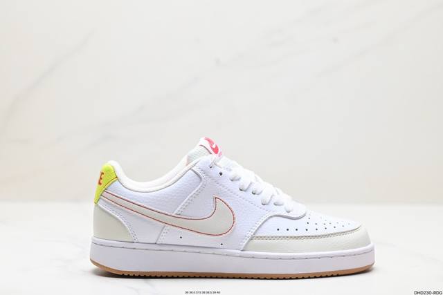 真标nike Court Vision Low 低帮百搭透气休闲运动板鞋，经典耐用的设计，兼顾舒适脚感和出众风范，演绎匠心之作。结构性的支撑贴合感结合复古篮球设