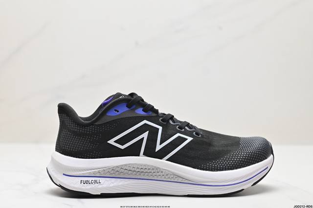 公司级new Balance Nb Fuelcell 跑步鞋 fuelcell Supercomp Trainer采用fuelcell中底 采用energyar