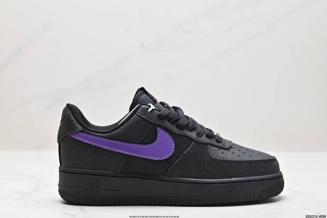 公司级nike Air Force 1‘07 原楦头原纸板 打造纯正低帮空军版型 专注外贸渠道 全掌内置蜂窝气垫 原盒配件 原厂中底钢印、拉帮完美 官方货号:C - 点击图像关闭