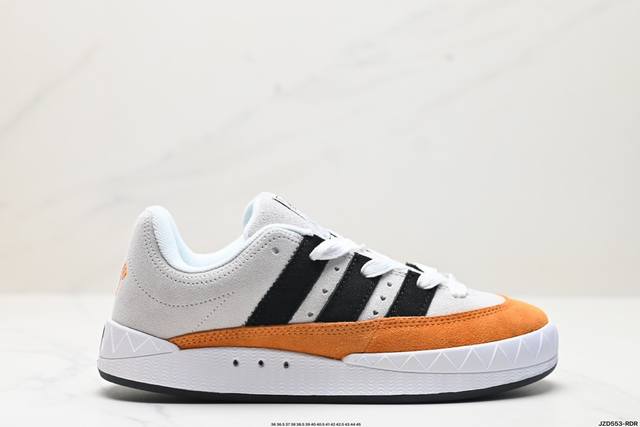 公司级adidas Adimatic Low 马蒂奇系列低帮 复古鲨鱼面包鞋运动休闲滑板板鞋 整个鞋面由色彩艳丽的麂皮制成 搭配品牌标志性大尺寸三条纹 Logo