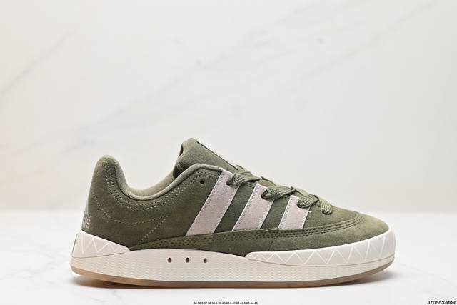 公司级adidas Adimatic Low 马蒂奇系列低帮 复古鲨鱼面包鞋运动休闲滑板板鞋 整个鞋面由色彩艳丽的麂皮制成 搭配品牌标志性大尺寸三条纹 Logo