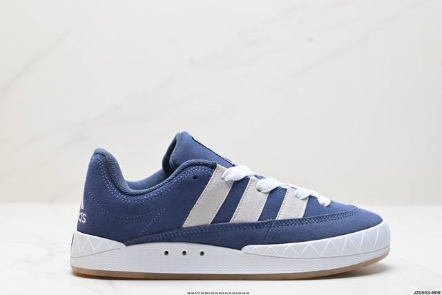 公司级adidas Adimatic Low 马蒂奇系列低帮 复古鲨鱼面包鞋运动休闲滑板板鞋 整个鞋面由色彩艳丽的麂皮制成 搭配品牌标志性大尺寸三条纹 Logo