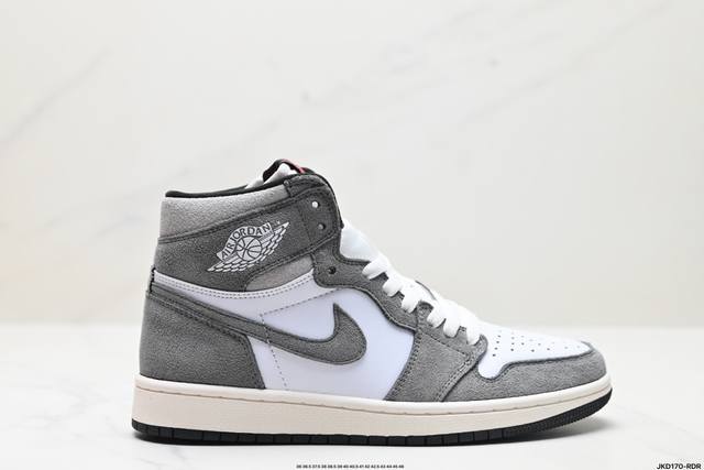 公司级nike Air Jordan 1 Retro High Aj1乔丹一代高帮经典复古文化休闲运动篮球鞋 货号:555088 140 尺码:36 36.5