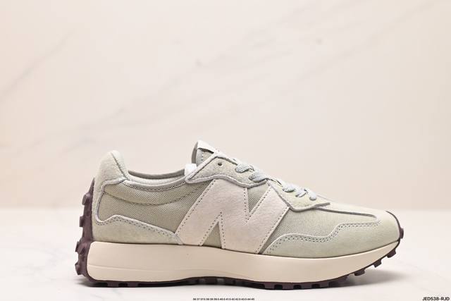 公司级new Balance Ms327 复古休闲运动慢跑鞋 完美细节 #全新 New Balance 327 系列 以更纯粹的复古风格设计打造的全新造型 侧身