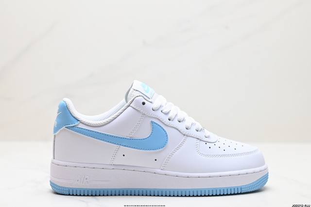 公司级nike Air Force 1 ‘07 原楦头原纸板 打造纯正低帮空军版型 专注外贸渠道 全掌内置蜂窝气垫 原盒配件 原厂中底钢印、拉帮完美 官方货号: