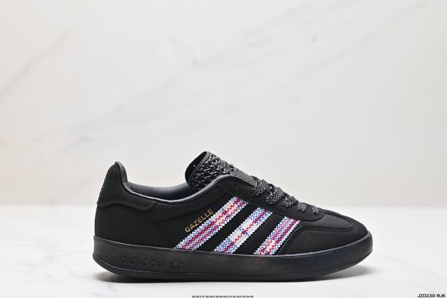 公司级adidas Originals Gazelle Indoor 三叶草休闲防滑耐磨低帮板鞋 鞋头出色设计 塑就出众贴合感 稳固的后跟贴合足部曲线设计 软弹