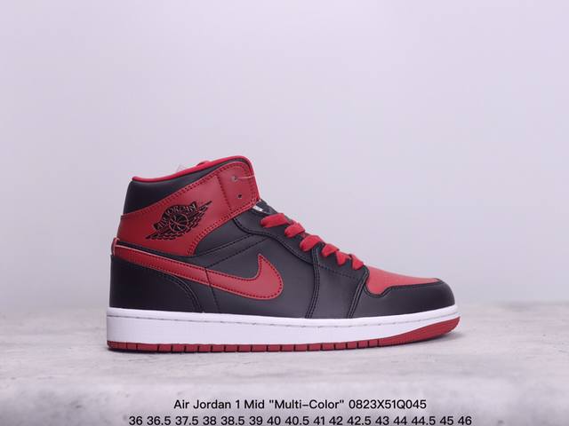 乔丹air Jordan 1 Mid Multi-Color 多色拼接 这款中帮air Jordan 1 Aj1 乔1采用普通皮革打造，搭配尼龙鞋舌。它的整个鞋