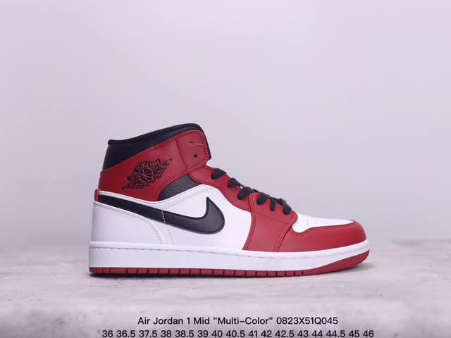 乔丹air Jordan 1 Mid Multi-Color 多色拼接 这款中帮air Jordan 1 Aj1 乔1采用普通皮革打造，搭配尼龙鞋舌。它的整个鞋