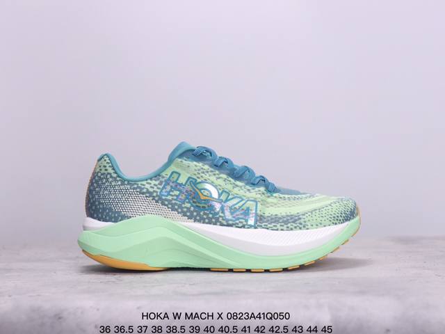 公司级hoka W Mach X 全新配色 这个品牌来自于新西兰的毛利语，Hoka表示大地，One One表示飞越，连起来就是飞越地平线，One One不是读作