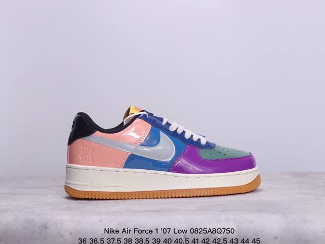 耐克 Nike Air Force 1 '07 Low 空军一号低帮，柔软、弹性十足的缓震性能和出色的中底设计，横跨复古与现代的外型结合，造就出风靡全球三十多年