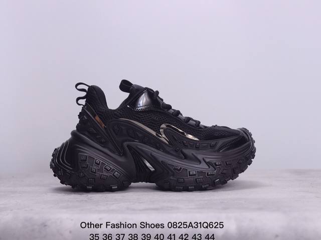 采用软质移膜皮革材质，轻量eav发泡橡胶大底，公版系列other Fashion Shoes系带中帮休闲运动鞋。 类型：男女鞋 码数：35 36 37 38 3