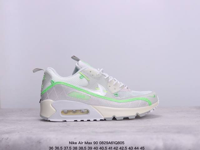 Nike Air Max 90 时尚复古运动鞋 穿着出来的不仅是舒适,而是休闲运动与时尚的相结合。它既可以当动运跑鞋来穿，也可以当休闲鞋来穿，无论搭配什么裤子都