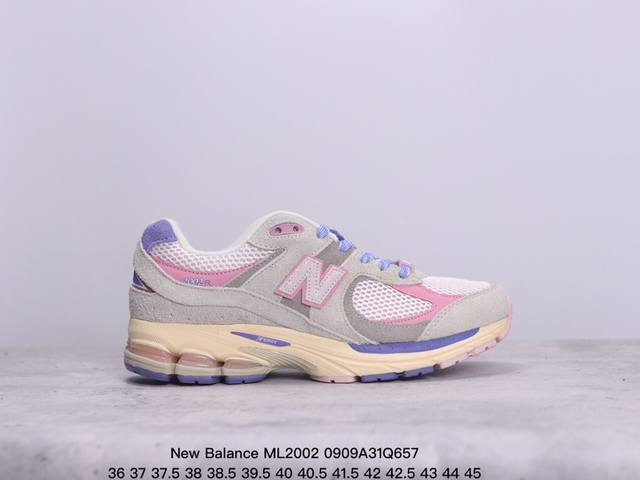 New Balance 新百伦 男女鞋真标半码制，原楦原纸版开发版型，采用固色猪巴皮革拼接透气网眼织物鞋面，T-Beam大底提供足步弓支撑，保持步态稳定，后跟搭