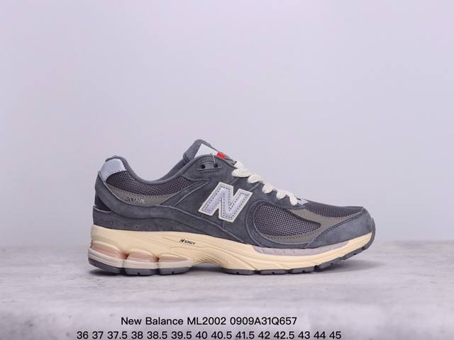 New Balance 新百伦 男女鞋真标半码制，原楦原纸版开发版型，采用固色猪巴皮革拼接透气网眼织物鞋面，T-Beam大底提供足步弓支撑，保持步态稳定，后跟搭