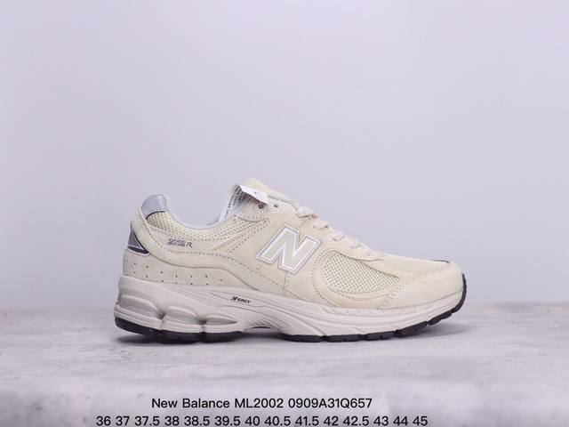 New Balance 新百伦 男女鞋真标半码制，原楦原纸版开发版型，采用固色猪巴皮革拼接透气网眼织物鞋面，T-Beam大底提供足步弓支撑，保持步态稳定，后跟搭