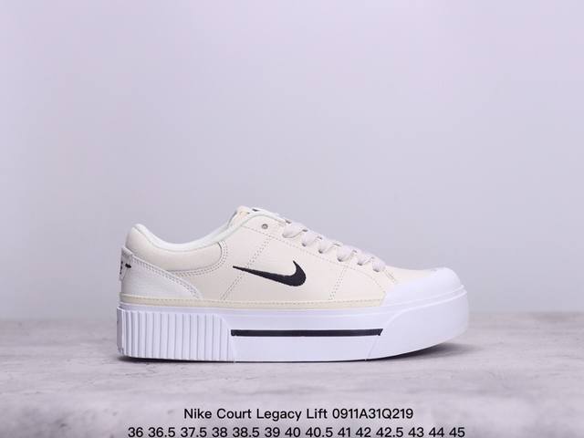 Nike 耐克 Court Legacy Lift 女士运动鞋 运动厚底小白鞋 复古休闲鞋，上部和合成的 Strati 重叠,增加纹理、深度和透气性。 刺绣细节