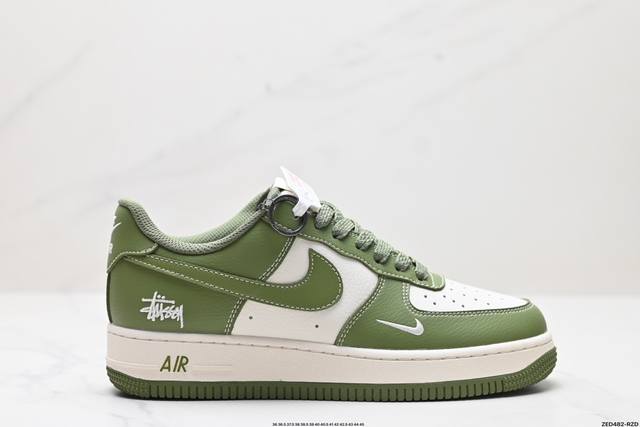 公司级nike Air Force 1‘07 原楦头原纸板 打造纯正低帮空军版型 专注外贸渠道 全掌内置蜂窝气垫 原盒配件 原厂中底钢印、拉帮完美 官方货号:B