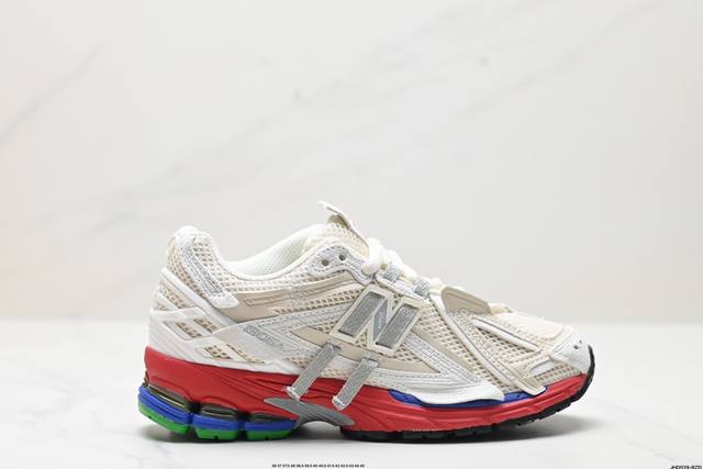 公司级new Balance M1906系列 复古单品宝藏老爹鞋款 公司级 复古元素叠加 质感超级棒 楦版型材料细节做工精细 作为nb最经典的档案鞋型之一 与