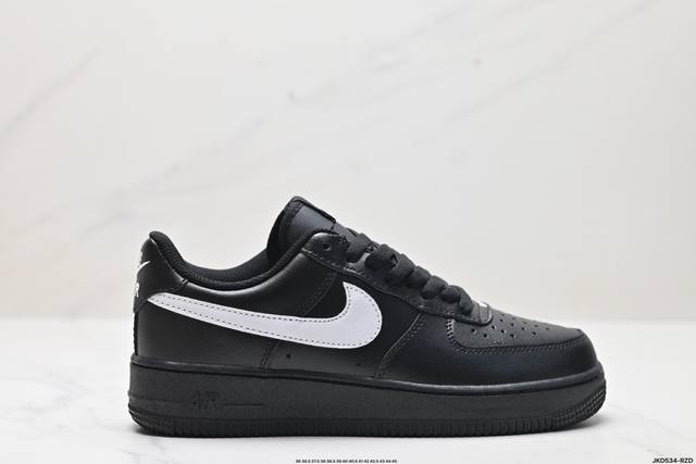 公司级耐克nike Air Force 1‘07 空军一号低帮百搭休闲运动板鞋。柔软、弹性十足的缓震性能和出色的中底设计，横跨复古与现代的外型结合，造就出风靡全