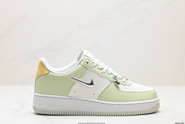 公司级nike Air Force 1‘07 原楦头原纸板 打造纯正低帮空军版型 专注外贸渠道 全掌内置蜂窝气垫 原盒配件 原厂中底钢印、拉帮完美 官方货号:F