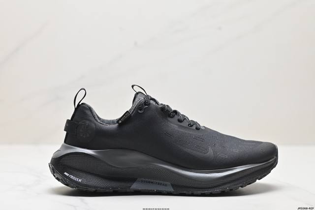 公司级nike Reactx Infinity Run 4 马拉松 轻量鞋面搭配位于足弓处的全新板带设计，细致包裹双脚，为nike飞马带来更稳固可靠的贴合感受。 - 点击图像关闭