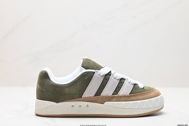 真标adidas Adimatic Low 马蒂奇系列低帮 复古鲨鱼面包鞋运动休闲滑板板鞋 整个鞋面由色彩艳丽的麂皮制成 搭配品牌标志性大尺寸三条纹 Logo