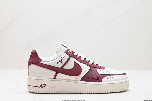 公司级air Force 1 ‘07 Lv8 原楦头原纸板 打造纯正空军版型 #专注外贸渠道 全掌内置蜂窝气垫 #原盒配件 原厂中底钢印、拉帮完美 官方同步上架