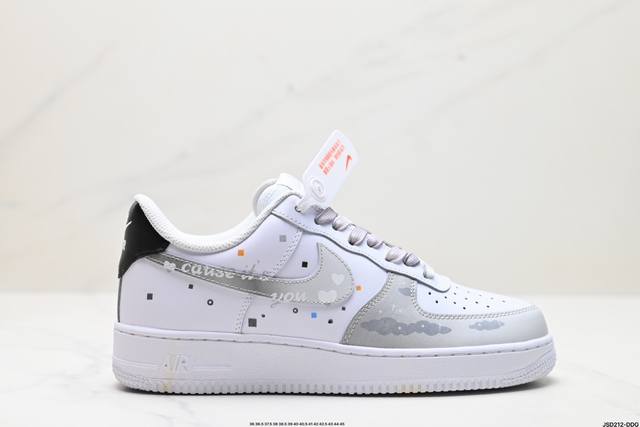 公司级nike Air Force 1‘07 原楦头原纸板 打造纯正低帮空军版型 专注外贸渠道 全掌内置蜂窝气垫 原盒配件 原厂中底钢印、拉帮完美 官方货号:C