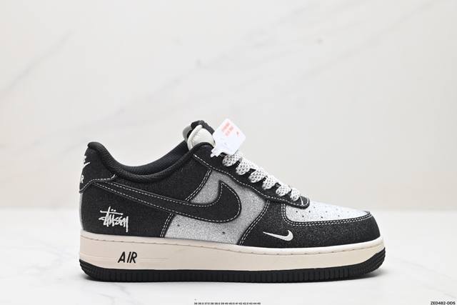 公司级nike Air Force 1‘07 原楦头原纸板 打造纯正低帮空军版型 专注外贸渠道 全掌内置蜂窝气垫 原盒配件 原厂中底钢印、拉帮完美 官方货号:X