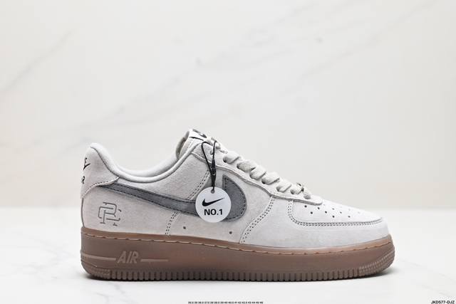 公司级耐克nike Air Force 1‘07 空军一号低帮百搭休闲运动板鞋。柔软、弹性十足的缓震性能和出色的中底设计，横跨复古与现代的外型结合，造就出风靡全 - 点击图像关闭