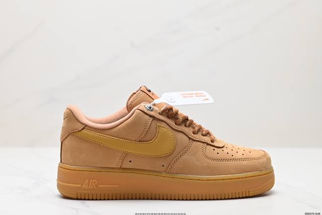 公司级nike Air Force 1‘07 原楦头原纸板 打造纯正低帮空军版型 专注外贸渠道 全掌内置蜂窝气垫 原盒配件 原厂中底钢印、拉帮完美 官方货号:C