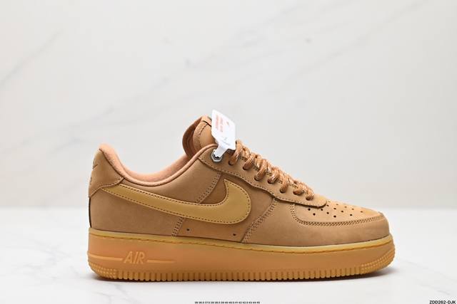 公司级nike Air Force 1‘07 原楦头原纸板 打造纯正低帮空军版型 专注外贸渠道 全掌内置蜂窝气垫 原盒配件 原厂中底钢印、拉帮完美 官方货号:C