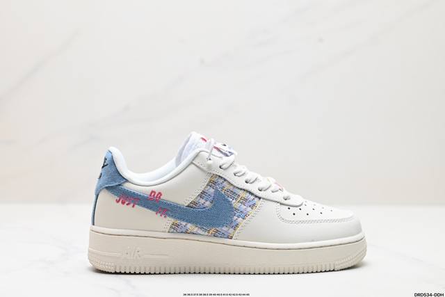 真标耐克nike Air Force 1‘07 空军一号低帮百搭休闲运动板鞋。柔软、弹性十足的缓震性能和出色的中底设计，横跨复古与现代的外型结合，造就出风靡全球