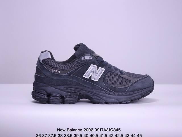 真标带半码 新百伦nb2002 #Nb 新版 #New Balance 2002系列ml2002R ，那个老朋友回来了，十年前的经典设计，现在再次复刻于2010