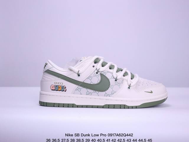 Nike Sb Dunk Low Pro 复古低帮休闲运动滑板板鞋。采用脚感柔软舒适zoomair气垫，有效吸收滑板等极限运动在落地时带来的冲击力，为街头运动者