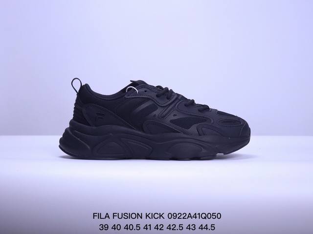 公司级fila Fusion Kick 斐乐潮牌防滑耐磨轻便低帮板鞋 Fusion 系列传承了 Fila 的百年基因，融入年轻运动及潮流文化，成为引领变革、创新