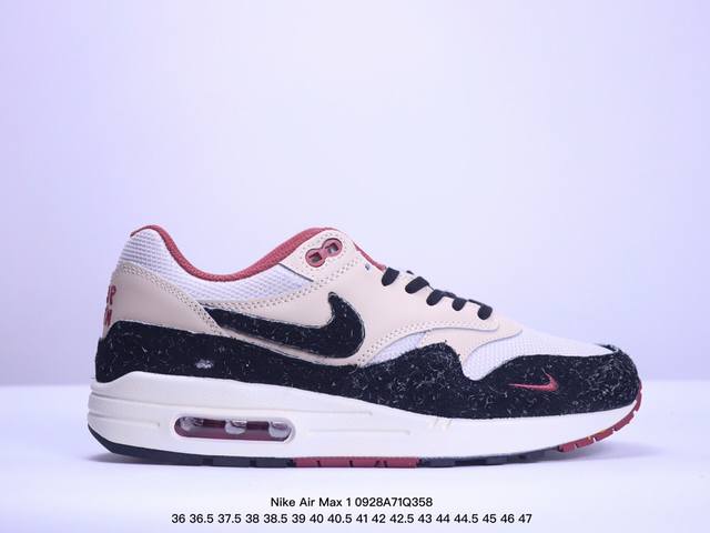 公司级nike Air Max 1 耐克气垫 缓震 耐磨运动鞋 鞋身材质均选择皮革 织物 麂皮多种材质覆盖 保证质感的前提下 层次感也相当不错 带有开窗式 Ai