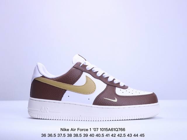 公司级 耐克 Nike Air Force 1 '07空军一号 中帮百搭休闲运动板鞋。柔软、弹性十足的缓震性能和出色的中底设计，横跨复古与现代的外型结合，造就出